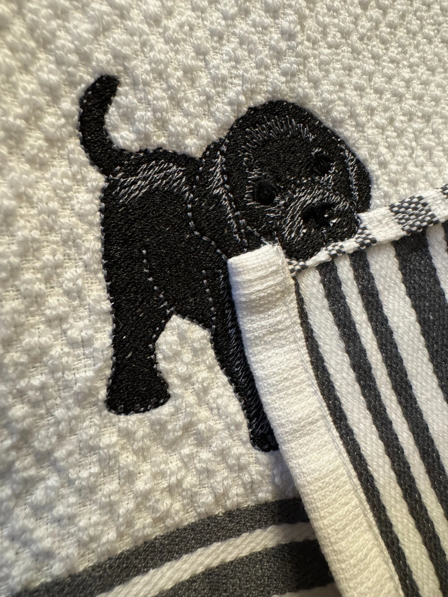 Peekaboo Towel Buddies - 16"x26" Woven Cotton