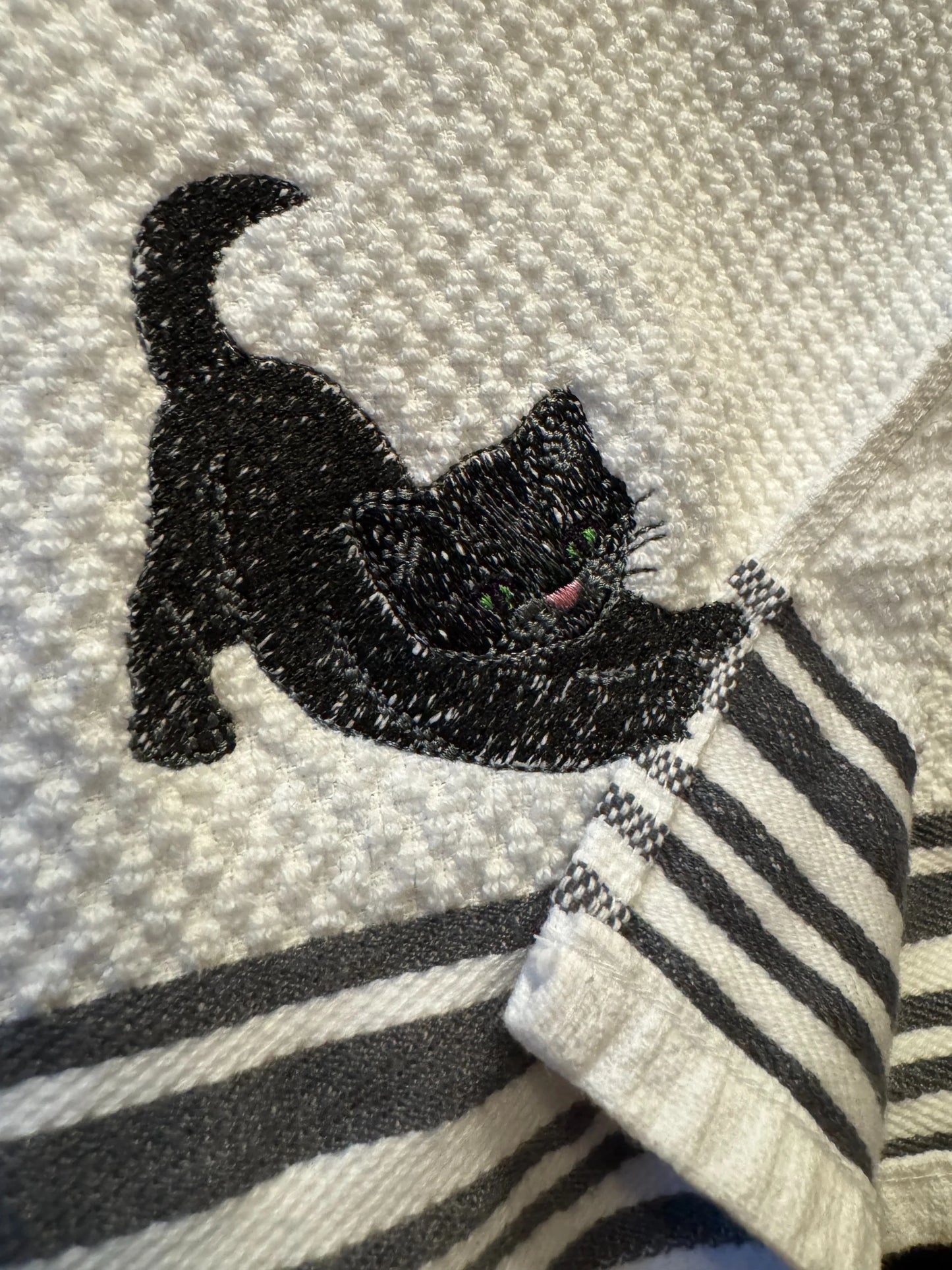Peekaboo Towel Buddies - 16"x26" Woven Cotton