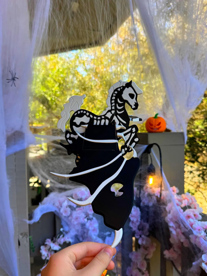 💀🐎Flying Skeletal Horse – Gothic Halloween Hanging Mobile