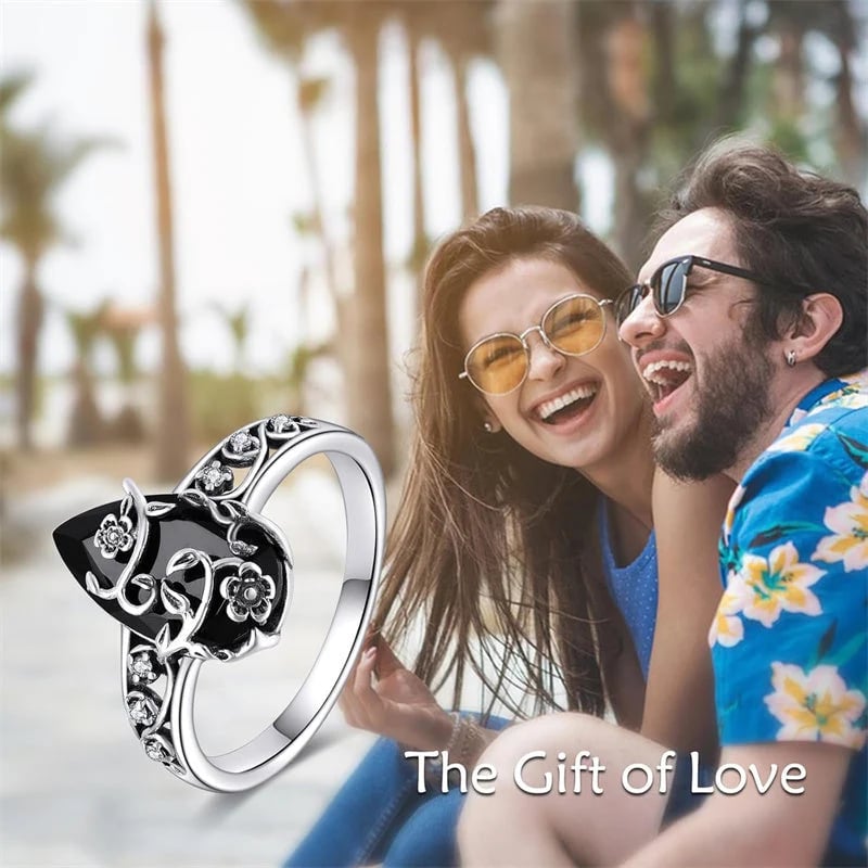 🌼 925 Silver Vintage Floral Black Gemstone Ring – Timeless Boho Elegance💍