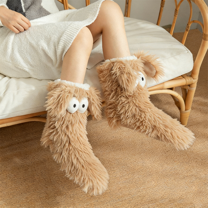💕Women's Plush Slippers Socks Floor Socks Winter Home Indoor Thickened Fleece-Lined Anti-Slip Adult Women's Plush Snow Socks Shoe Covers